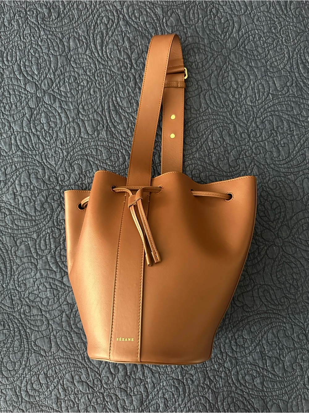 RARE! SEZANE Marcel Bucket Bag Chocolate Brown Smooth Leather - Picture 15 of 17